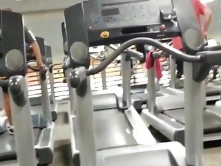 Amazing Booty On Treadmill
