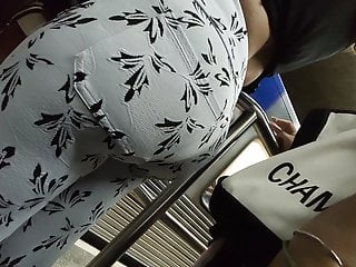 Huge Ass Big Booty White Pants Candid